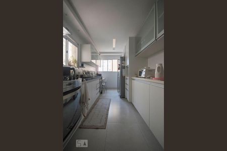 Apartamento para alugar com 178m², 4 quartos e 3 vagas Apartamento para alugar com 178m², 4 quartos e 3 vagasCozinha