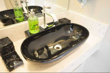 Apartamento para alugar com 70m², 1 quarto e 1 vagadetalhe do banheiro suíte  detalhe do banheiro suíte  