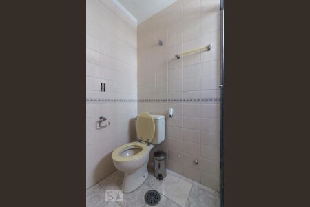 Apartamento à venda com 105m², 2 quartos e 2 vagasBanheiro da Quarto 2 (suite)