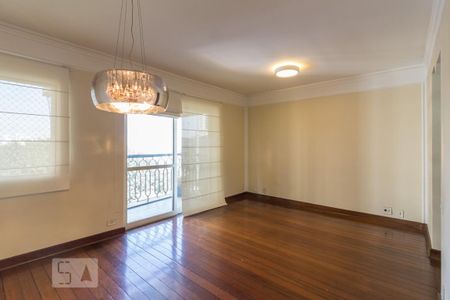 Apartamento à venda com 105m², 2 quartos e 2 vagasSala
