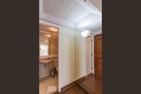 Apartamento à venda com 105m², 2 quartos e 2 vagasLavabo