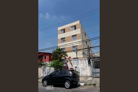 Apartamento para alugar com 76m², 2 quartos e 1 vagaFachada