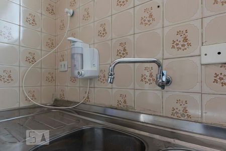 Apartamento para alugar com 76m², 2 quartos e 1 vagaCozinha (Torneira)