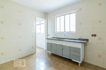 Cozinha de apartamento para alugar com 2 quartos, 75m² em Santa Maria, São Caetano do Sul