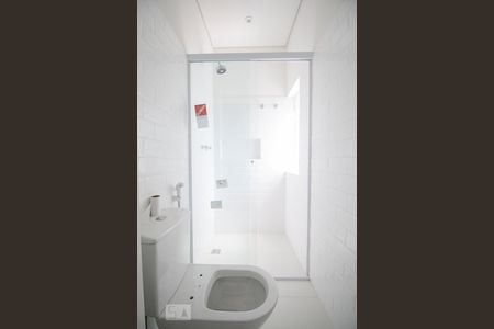 Banheiro de apartamento à venda com 2 quartos, 110m² em Cerqueira César, São Paulo