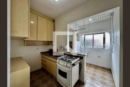 Apartamento à venda com 68m², 2 quartos e 1 vagaCozinha 