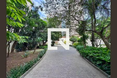 Apartamento à venda com 68m², 2 quartos e 1 vagaEntrada