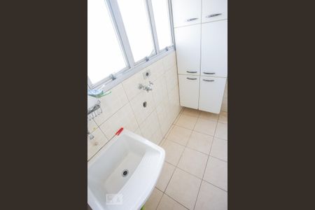 Apartamento à venda com 62m², 2 quartos e 2 vagas Apartamento à venda com 62m², 2 quartos e 2 vagasÁrea de Serviço