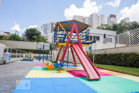 Apartamento à venda com 62m², 2 quartos e 2 vagas Apartamento à venda com 62m², 2 quartos e 2 vagasPlayground
