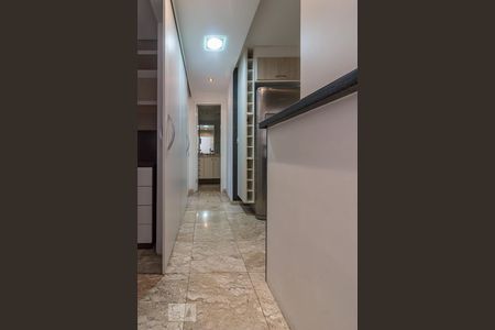 Corredor de apartamento para alugar com 2 quartos, 66m² em Itaim Bibi, São Paulo