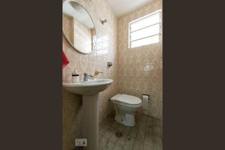Lavabo de apartamento para alugar com 3 quartos, 133m² em Perdizes, São Paulo