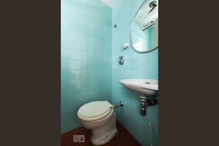 Apartamento para alugar com 133m², 3 quartos e 1 vaga Apartamento para alugar com 133m², 3 quartos e 1 vagaBanheiro de serviço