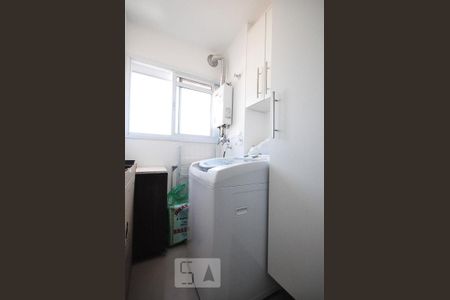 Apartamento para alugar com 58m², 2 quartos e 1 vagaárea de serviço