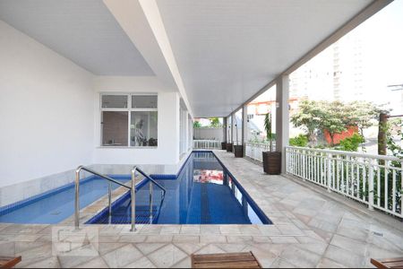 Apartamento para alugar com 58m², 2 quartos e 1 vagapiscina