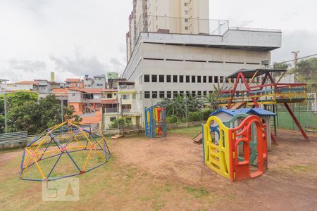 Apartamento à venda com 68m², 3 quartos e 1 vaga Apartamento à venda com 68m², 3 quartos e 1 vagaPlayground