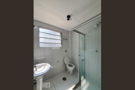 Apartamento à venda com 80m², 2 quartos e 1 vagaBanheiro 