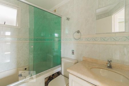 Banheiro de apartamento à venda com 3 quartos, 90m² em Vila Milton, Guarulhos