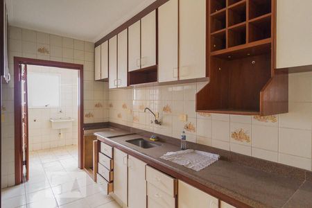 Cozinha de apartamento à venda com 3 quartos, 90m² em Vila Milton, Guarulhos