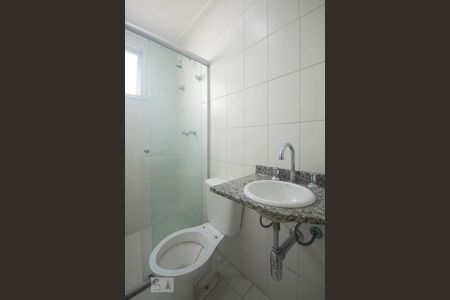 Banheiro de apartamento à venda com 2 quartos, 57m² em Vila Guarani (z Sul), São Paulo