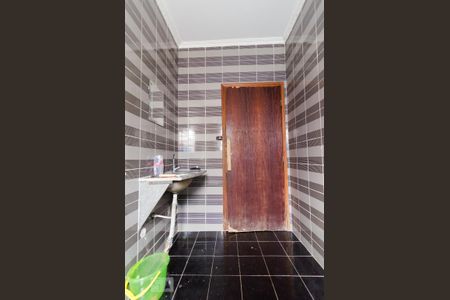 Casa para alugar com 500m², 4 quartos e 8 vagas Casa para alugar com 500m², 4 quartos e 8 vagasBanheiro social
