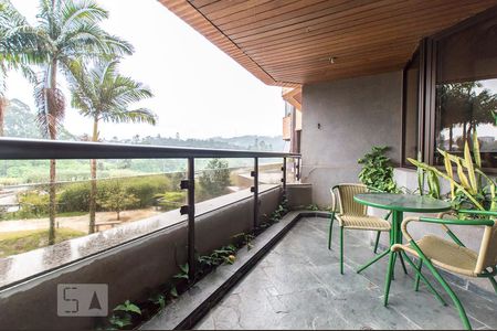 Varanda de apartamento à venda com 4 quartos, 207m² em Empresarial 18 do Forte, Barueri