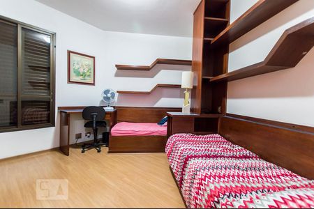Apartamento à venda com 207m², 4 quartos e 3 vagasSuíte 2