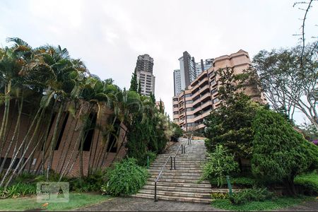 Apartamento à venda com 207m², 4 quartos e 3 vagasFachada interna