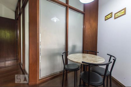 Apartamento à venda com 207m², 4 quartos e 3 vagasCopa