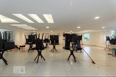 Apartamento à venda com 207m², 4 quartos e 3 vagasSalão de festas