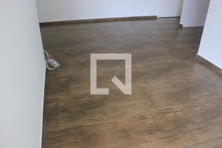 Sala de apartamento para alugar com 2 quartos, 68m² em Jardim Flor da Montanha, Guarulhos
