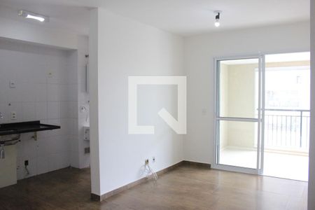 Sala de apartamento para alugar com 2 quartos, 68m² em Jardim Flor da Montanha, Guarulhos