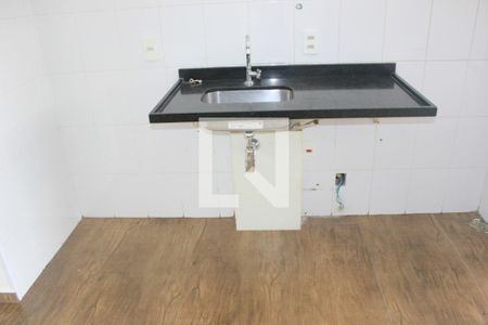 Cozinha de apartamento para alugar com 2 quartos, 68m² em Jardim Flor da Montanha, Guarulhos