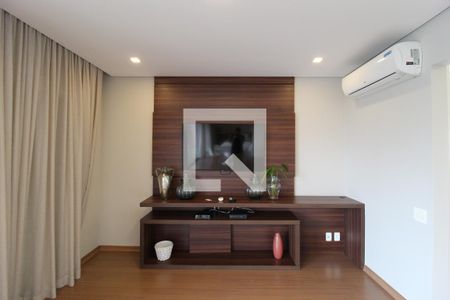 Sala de apartamento para alugar com 1 quarto, 90m² em Vila Olímpia, São Paulo