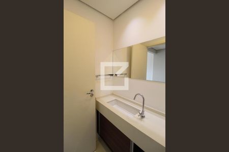 Lavabo de apartamento para alugar com 1 quarto, 90m² em Vila Olímpia, São Paulo