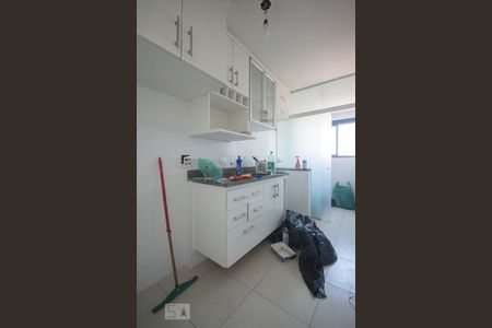 Cozinha de apartamento à venda com 2 quartos, 65m² em Vila Guarani (z Sul), São Paulo