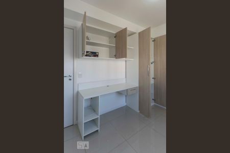 Quarto 1 (Armários) de apartamento à venda com 2 quartos, 60m² em Vila Gumercindo, São Paulo
