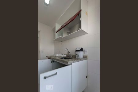 Cozinha (Armários) de apartamento à venda com 2 quartos, 60m² em Vila Gumercindo, São Paulo