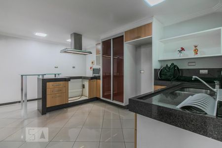 Apartamento à venda com 240m², 3 quartos e 2 vagasCozinha