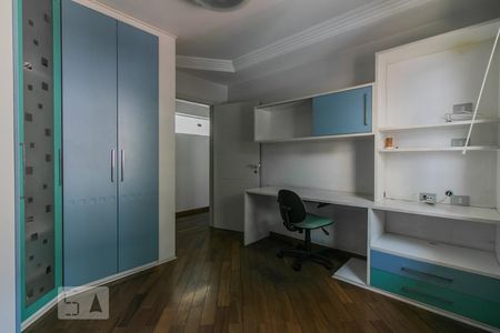 Quarto de apartamento à venda com 3 quartos, 240m² em Rudge Ramos, São Bernardo do Campo