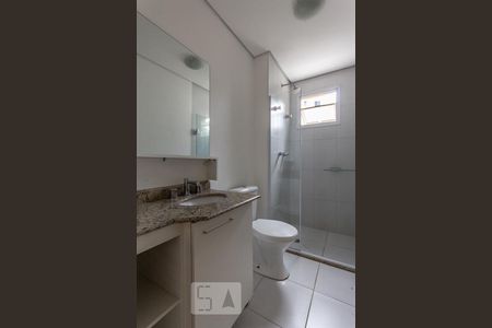 Banheiro de apartamento para alugar com 2 quartos, 60m² em Vila Andrade, São Paulo