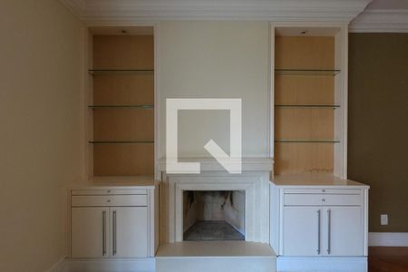 Apartamento à venda com 213m², 3 quartos e 3 vagas Apartamento à venda com 213m², 3 quartos e 3 vagasSala