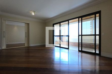 Apartamento à venda com 213m², 3 quartos e 3 vagas Apartamento à venda com 213m², 3 quartos e 3 vagasSala