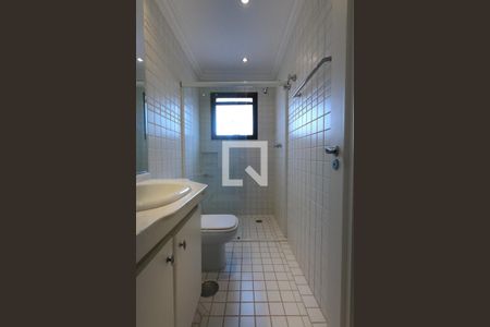 Apartamento à venda com 213m², 3 quartos e 3 vagas Apartamento à venda com 213m², 3 quartos e 3 vagasBanheiro