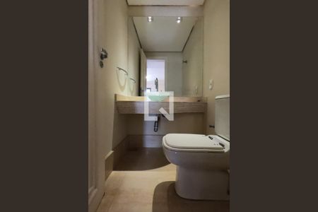 Apartamento à venda com 213m², 3 quartos e 3 vagas Apartamento à venda com 213m², 3 quartos e 3 vagasLavabo