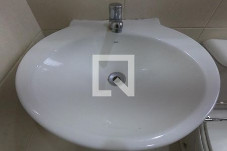 Apartamento à venda com 213m², 3 quartos e 3 vagas Apartamento à venda com 213m², 3 quartos e 3 vagasÁrea de Serviço