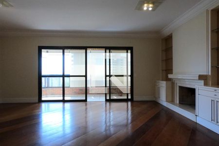 Apartamento à venda com 213m², 3 quartos e 3 vagas Apartamento à venda com 213m², 3 quartos e 3 vagasSala