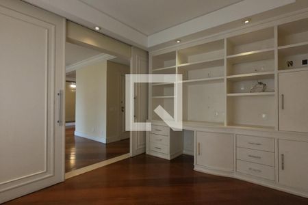 Apartamento à venda com 213m², 3 quartos e 3 vagas Apartamento à venda com 213m², 3 quartos e 3 vagasSala