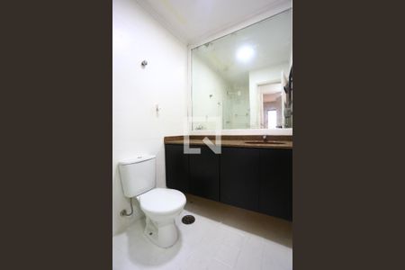 Banheiro de apartamento para alugar com 1 quarto, 58m² em Vila Andrade, São Paulo