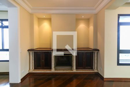 Detalhe Sala de apartamento para alugar com 3 quartos, 320m² em Vila Suzana, São Paulo