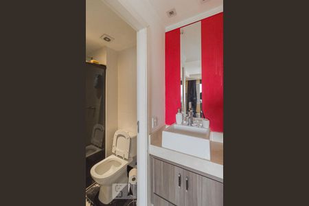 Banheiro de apartamento para alugar com 2 quartos, 65m² em Vila Endres, Guarulhos